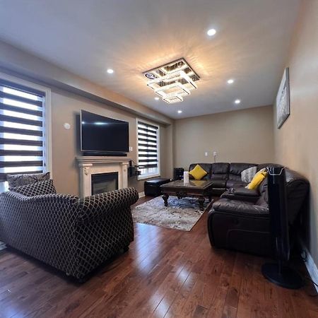 Spacious Detached In Brampton Exterior foto